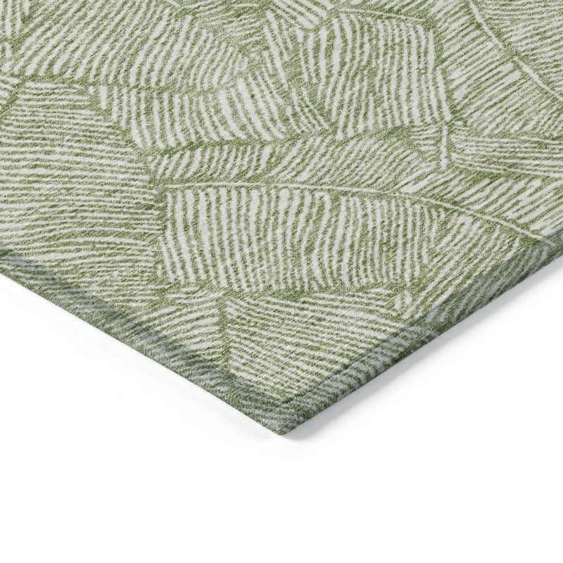 8' X 10' Green And Ivory Floral Washable Indoor Outdoor Area Rug