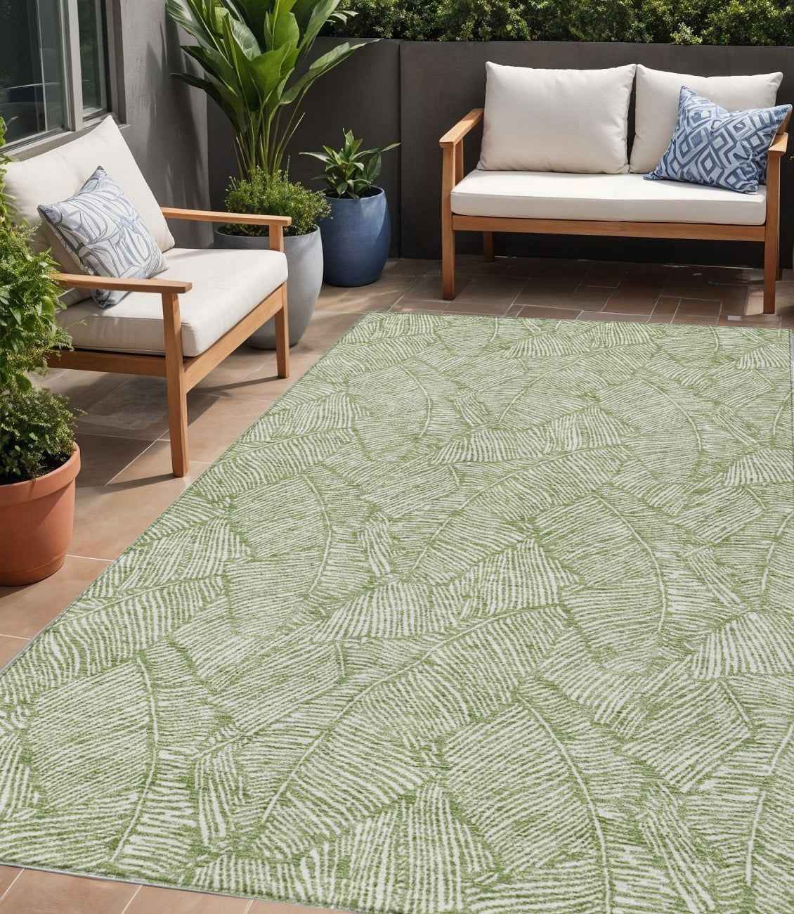5' X 8' Green And Ivory Floral Washable Indoor Outdoor Area Rug