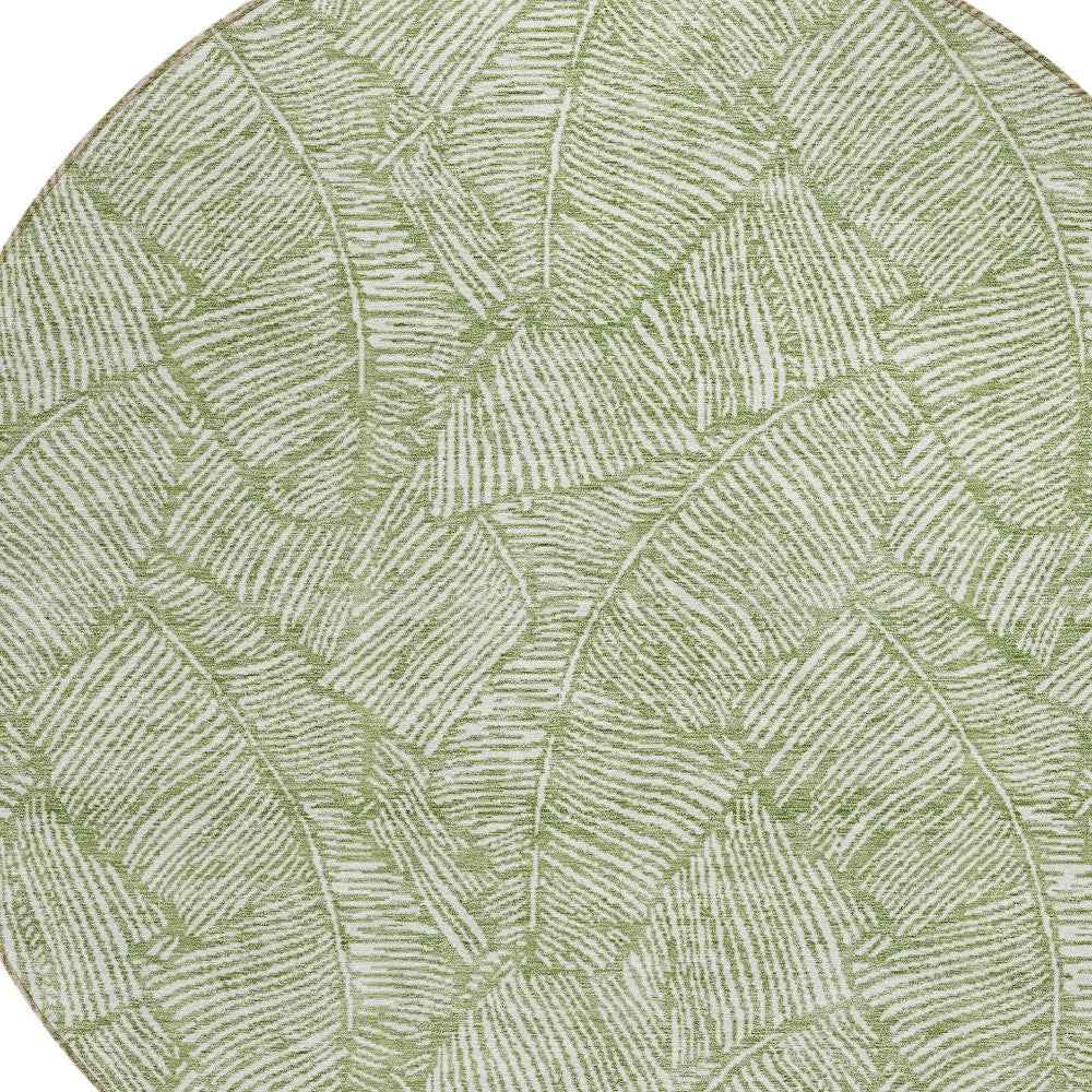 8' Green And Ivory Round Floral Washable Indoor Outdoor Area Rug