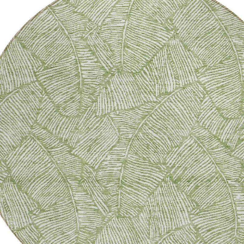 8' Green And Ivory Round Floral Washable Indoor Outdoor Area Rug