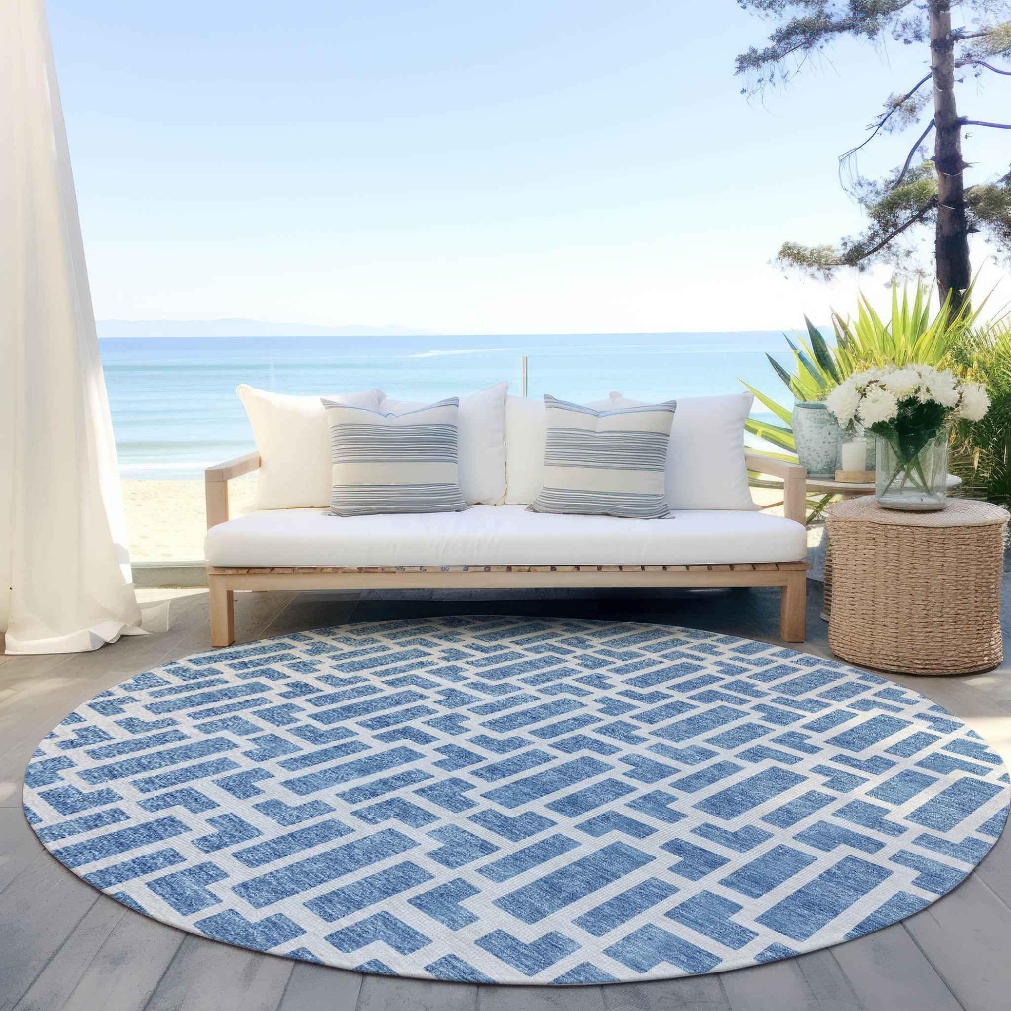8' Denim Blue And Ivory Round Geometric Washable Indoor Outdoor Area Rug