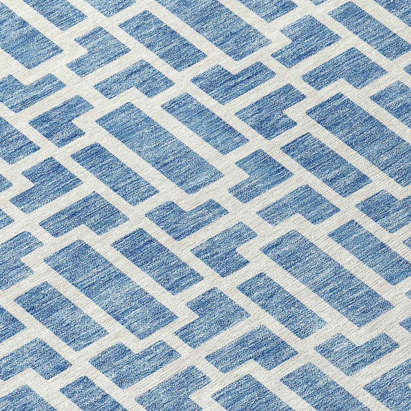 8' Denim Blue And Ivory Round Geometric Washable Indoor Outdoor Area Rug