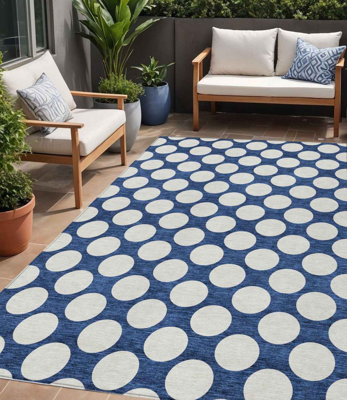 5' X 8' Navy Blue And Ivory Polka Dot Washable Indoor Outdoor Area Rug