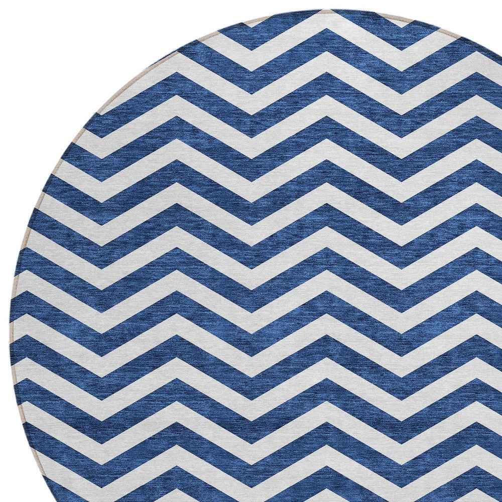 8' Navy Blue And Ivory Round Chevron Washable Indoor Outdoor Area Rug