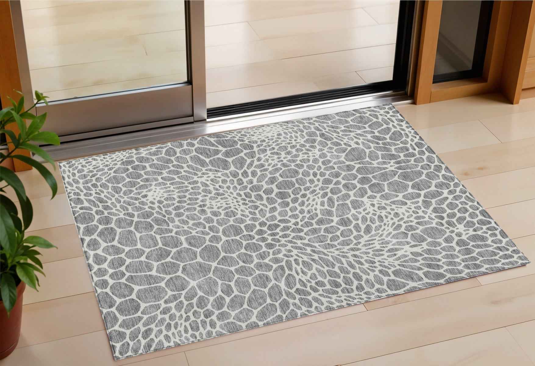 3' X 5' Gray And Ivory Geometric Washable Indoor Outdoor Area Rug