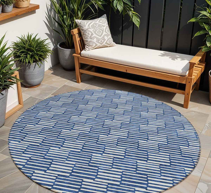 8' Navy Blue And Ivory Round Geometric Washable Indoor Outdoor Area Rug