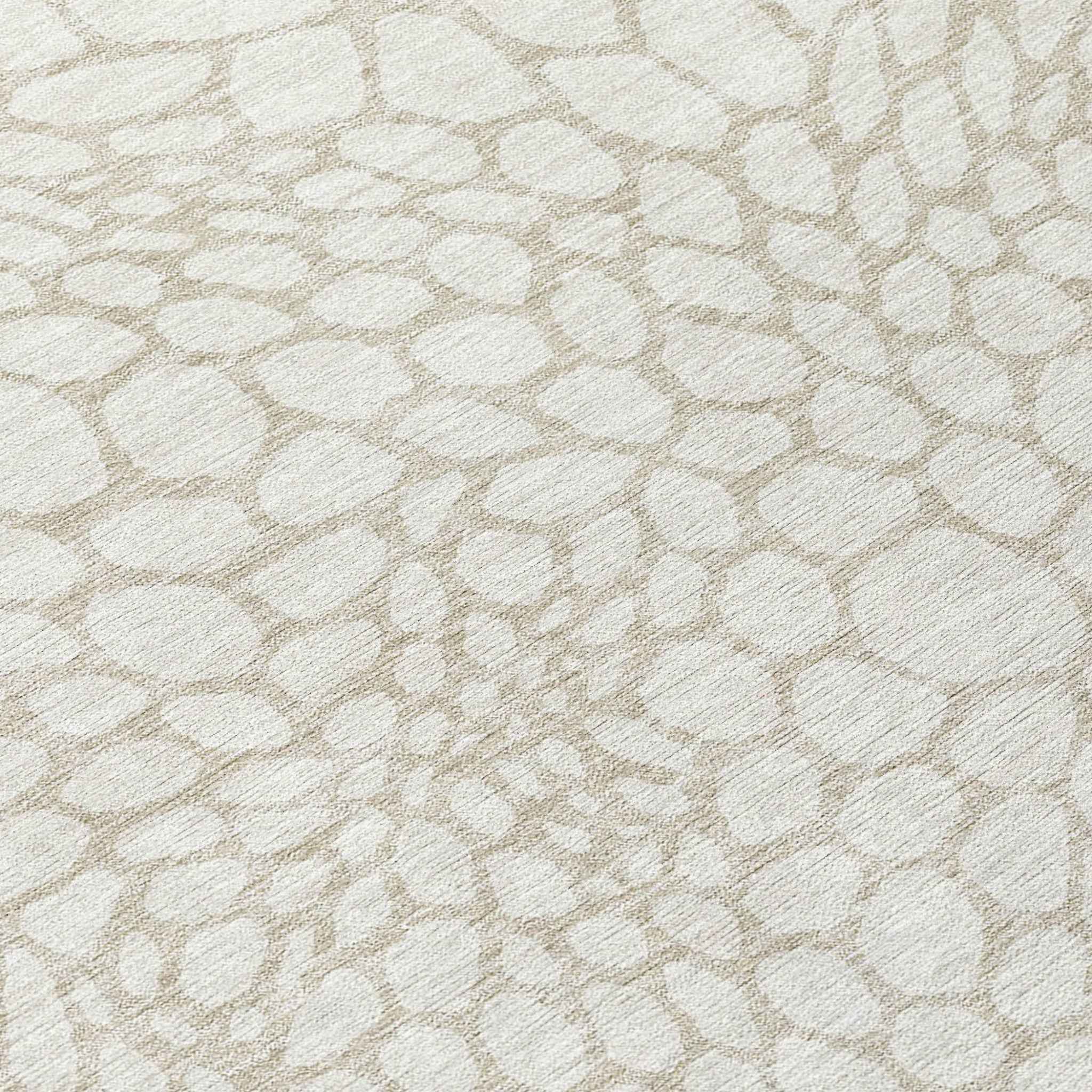 8' Ivory And Beige Round Geometric Washable Indoor Outdoor Area Rug