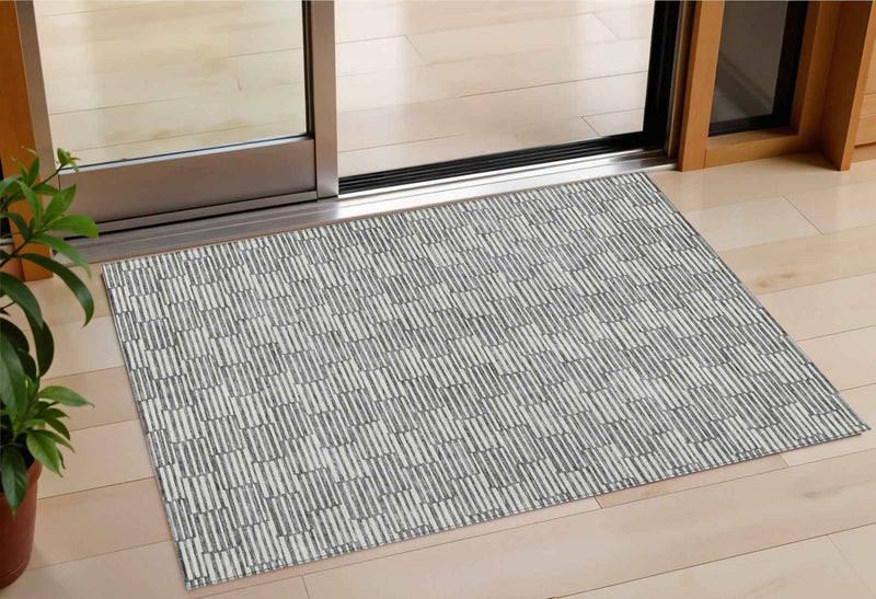 3' X 5' Gray And Ivory Geometric Washable Indoor Outdoor Area Rug