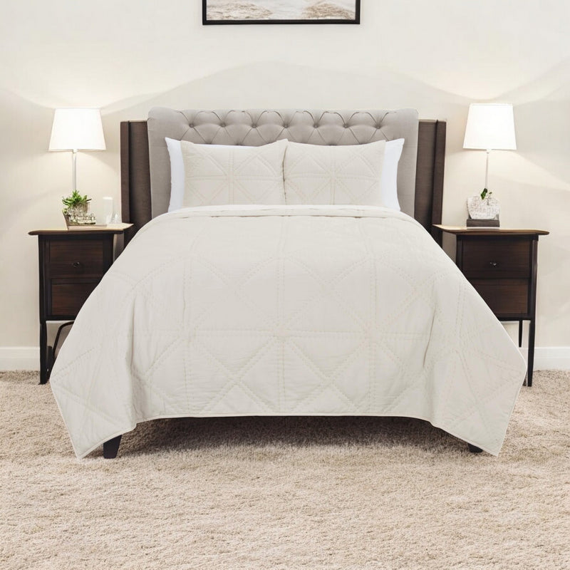 Set of Three Ivory Geometric Queen Quilt - Bed & Bath