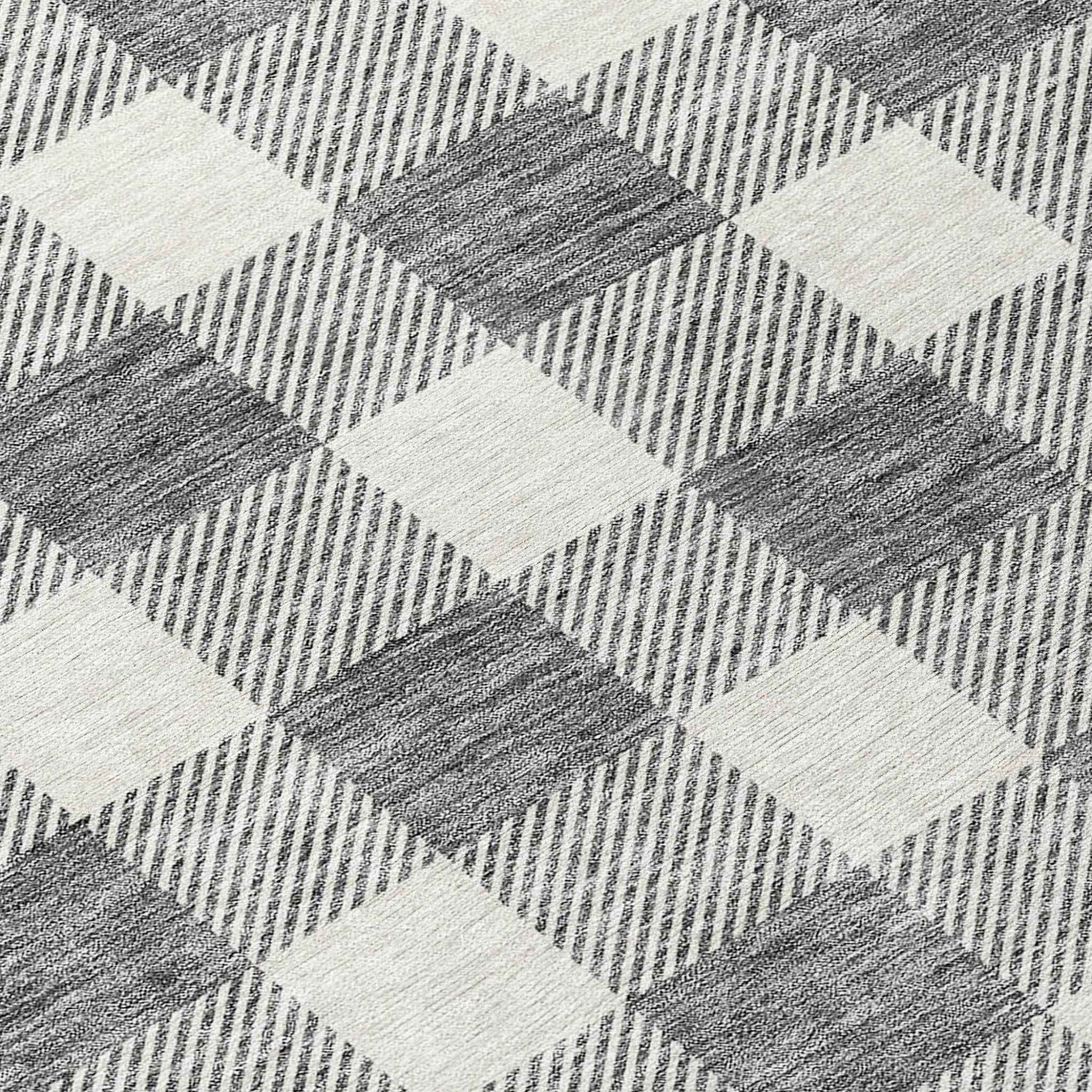 8' Gray And Charcoal Round Plaid Washable Indoor Outdoor Area Rug