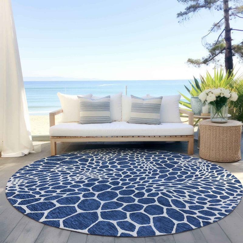 8' Navy Blue And Ivory Round Geometric Washable Indoor Outdoor Area Rug