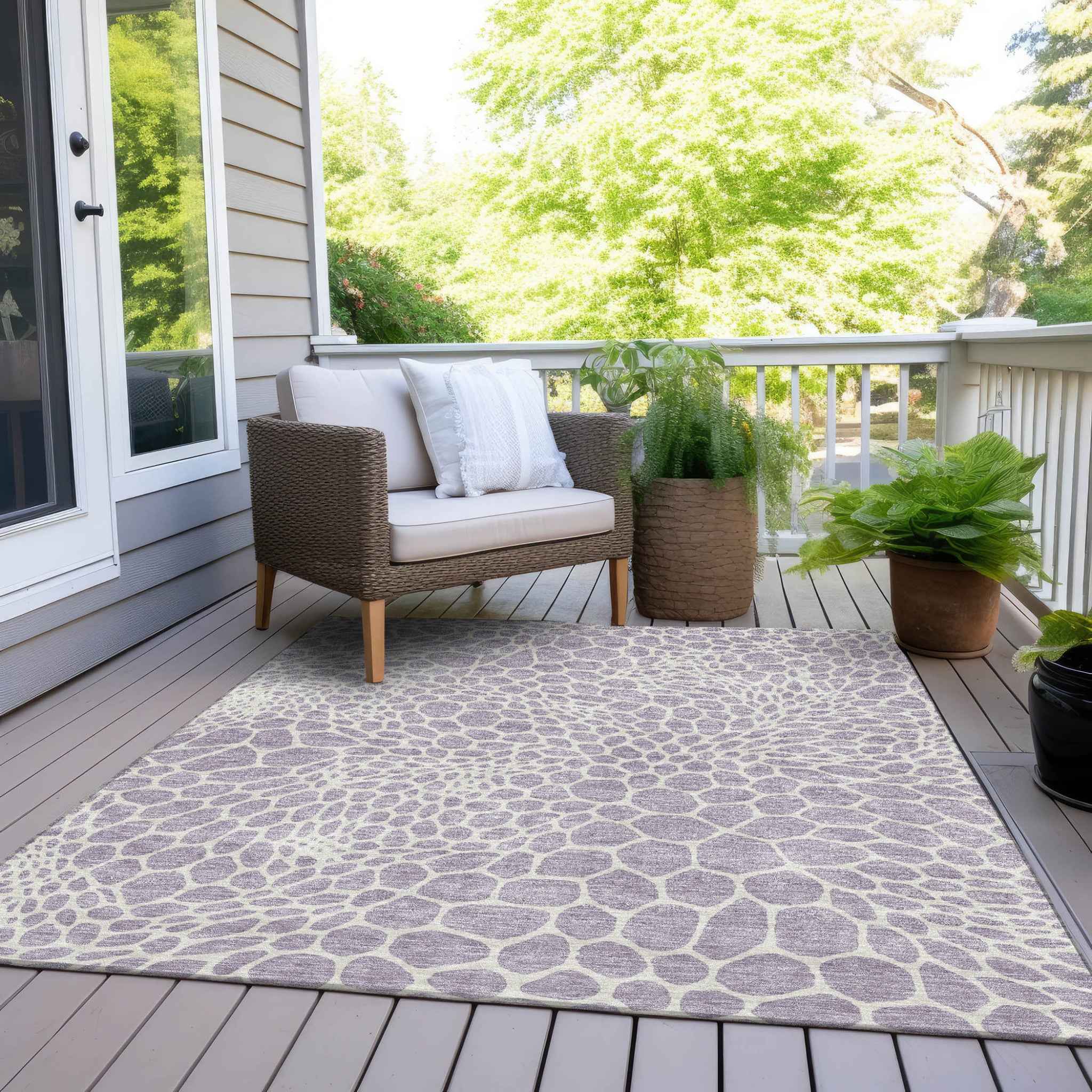 9' X 12' Lilac And Ivory Geometric Washable Indoor Outdoor Area Rug