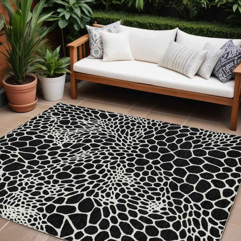9' X 12' Black And Ivory Geometric Washable Indoor Outdoor Area Rug