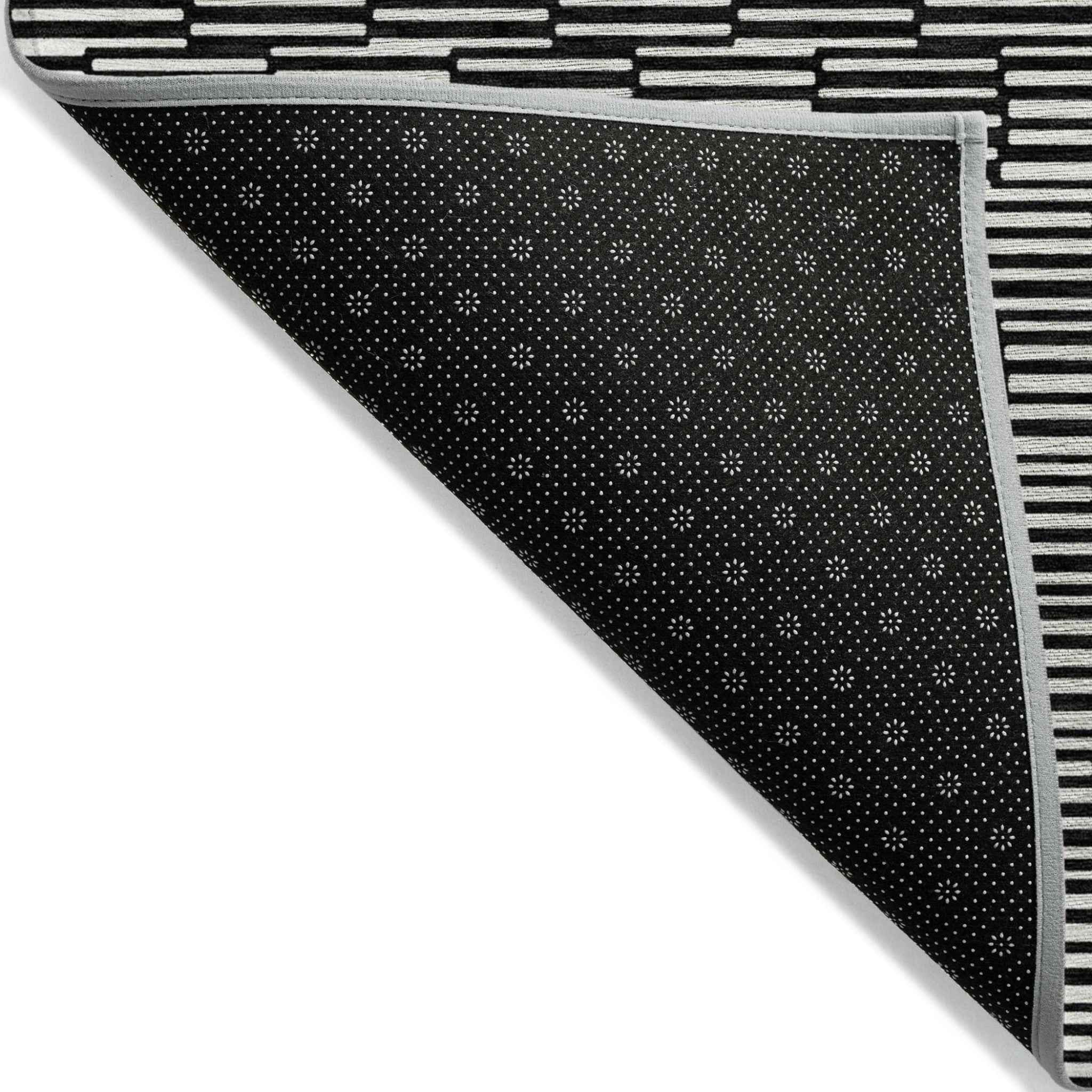8' X 10' Black And Ivory Geometric Washable Indoor Outdoor Area Rug