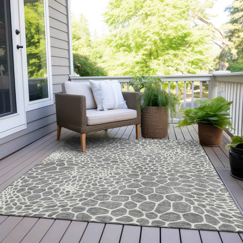 10' X 14' Gray And Ivory Geometric Washable Indoor Outdoor Area Rug