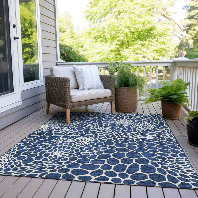 3' X 5' Navy Blue And Ivory Geometric Washable Indoor Outdoor Area Rug