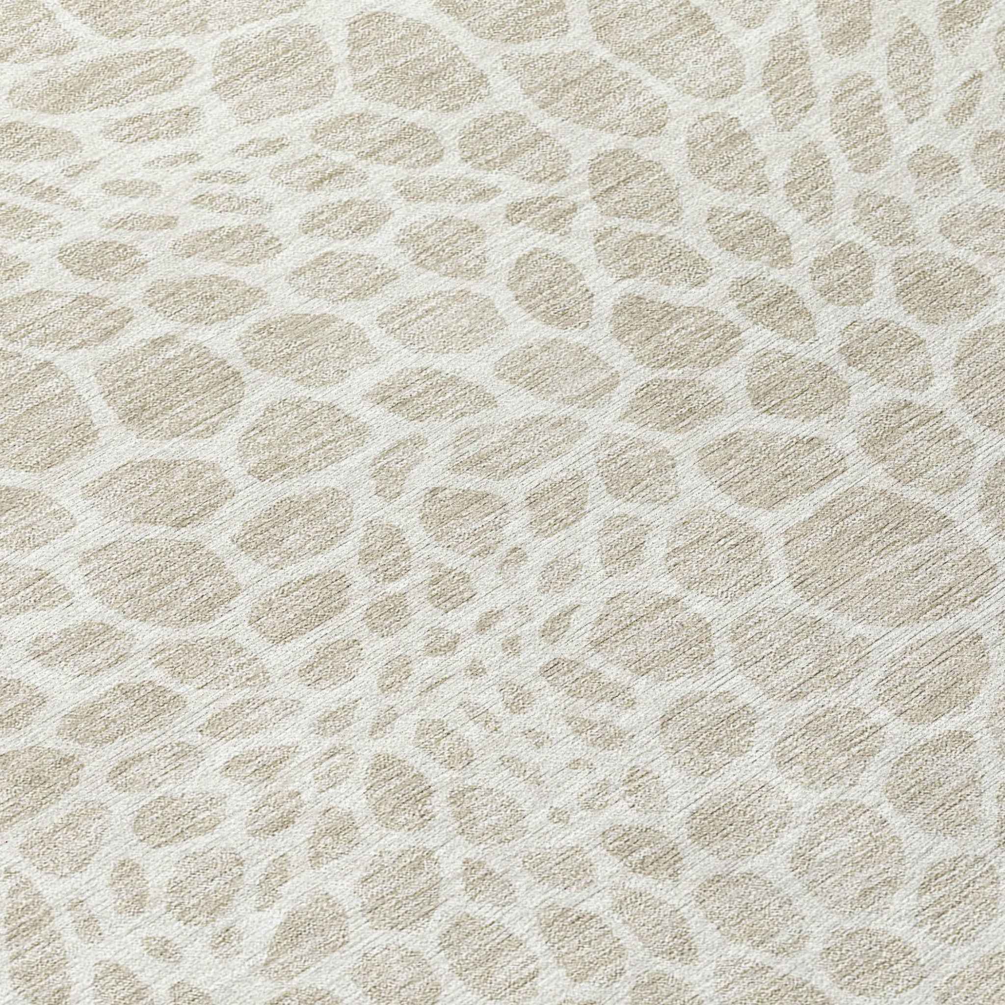 8' Beige And Ivory Round Geometric Washable Indoor Outdoor Area Rug