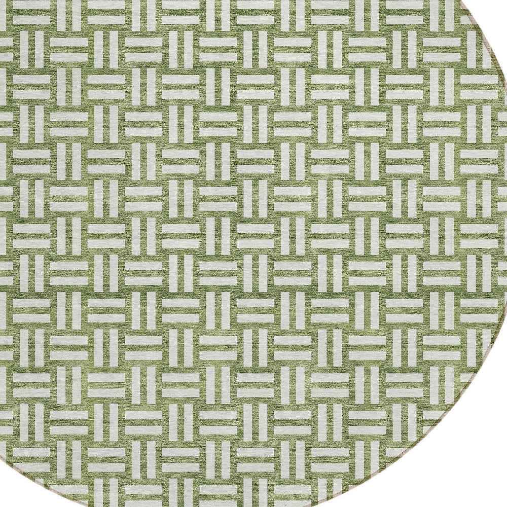 8' Green And Ivory Round Geometric Washable Indoor Outdoor Area Rug