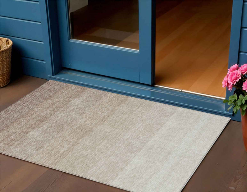 3' X 5' Beige And Ivory Ombre Washable Indoor Outdoor Area Rug