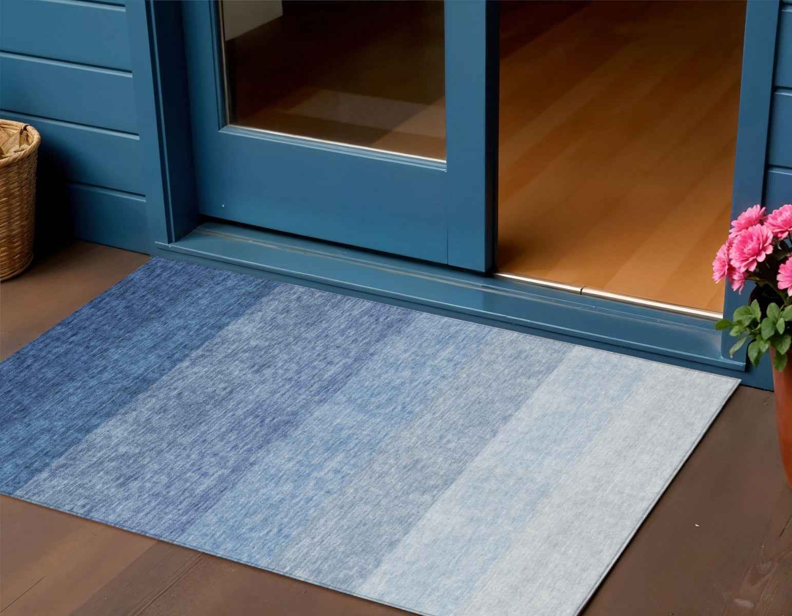 3' X 5' Blue And Gray Ombre Washable Indoor Outdoor Area Rug