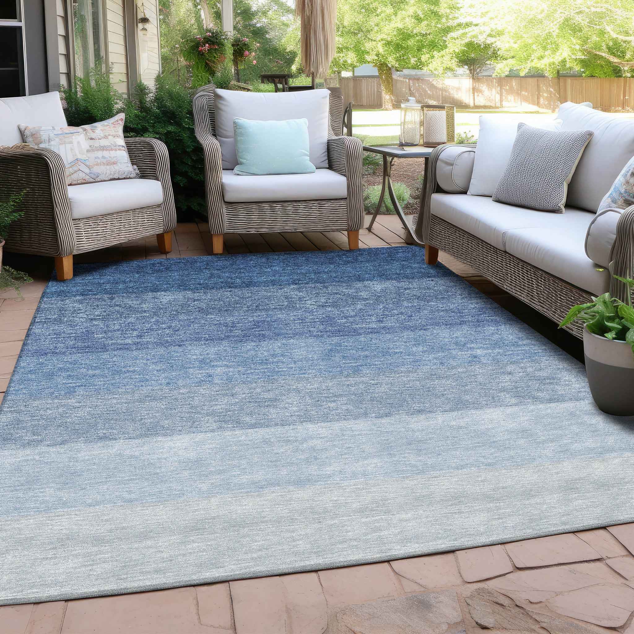 3' X 5' Blue And Gray Ombre Washable Indoor Outdoor Area Rug