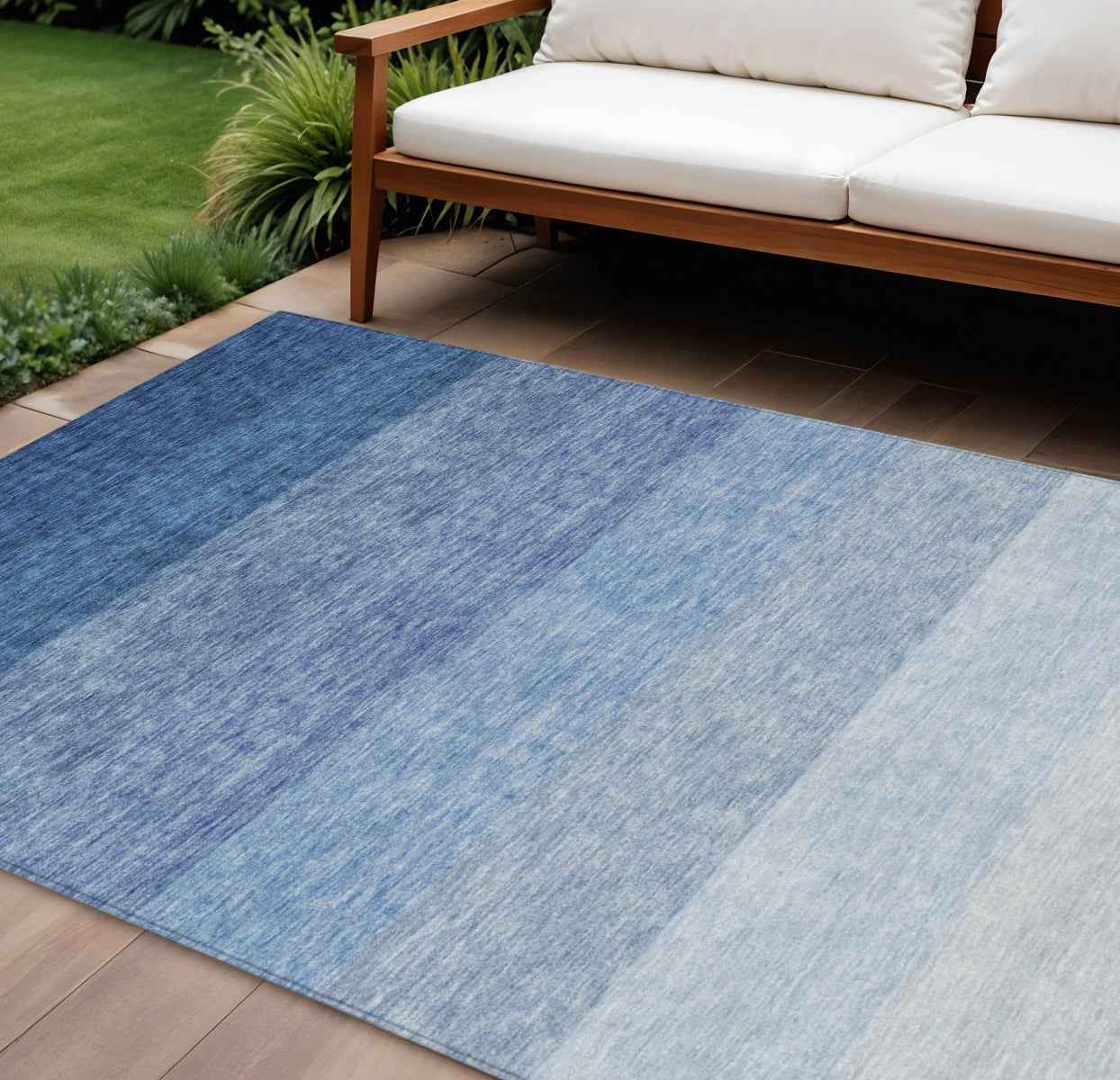 8' X 10' Blue And Gray Ombre Washable Indoor Outdoor Area Rug