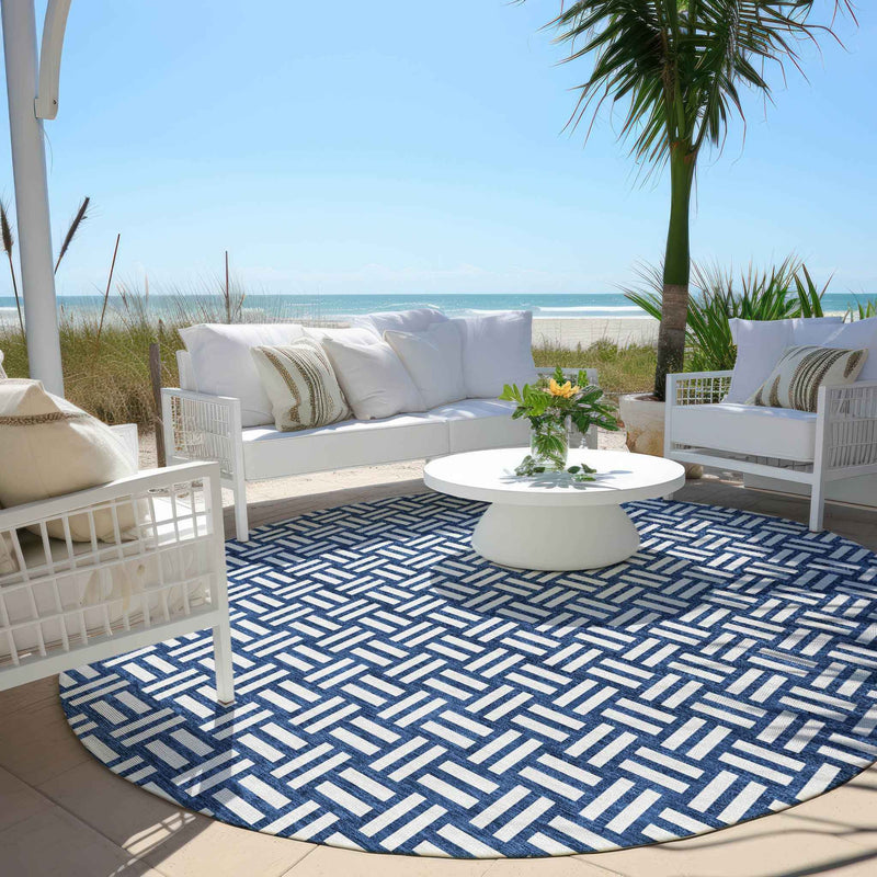 8' Navy Blue And Ivory Round Geometric Washable Indoor Outdoor Area Rug
