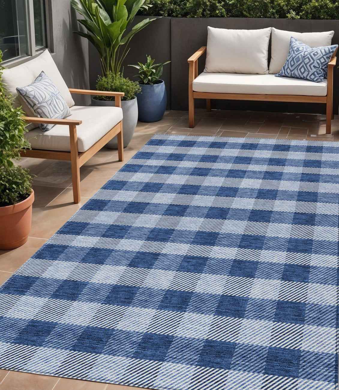 5' X 8' Navy Blue And Ivory Plaid Washable Indoor Outdoor Area Rug
