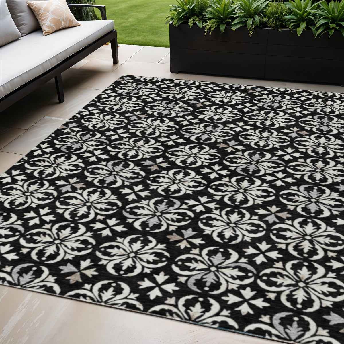 5' X 8' Black And Ivory Floral Washable Indoor Outdoor Area Rug