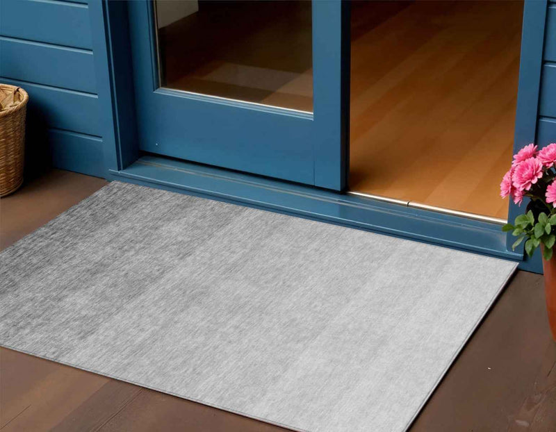 3' X 5' Gray And Light Gray Ombre Washable Indoor Outdoor Area Rug