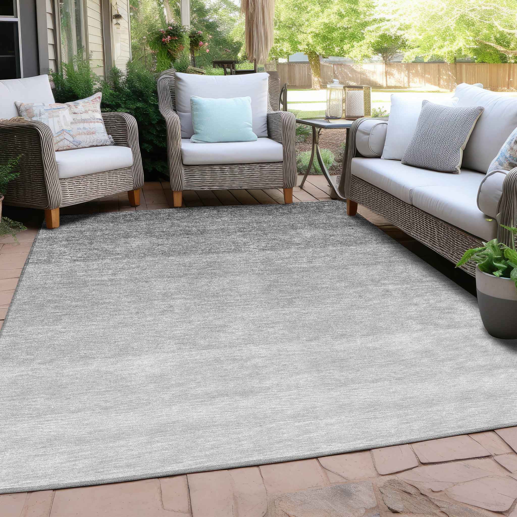 8' X 10' Gray And Light Gray Ombre Washable Indoor Outdoor Area Rug