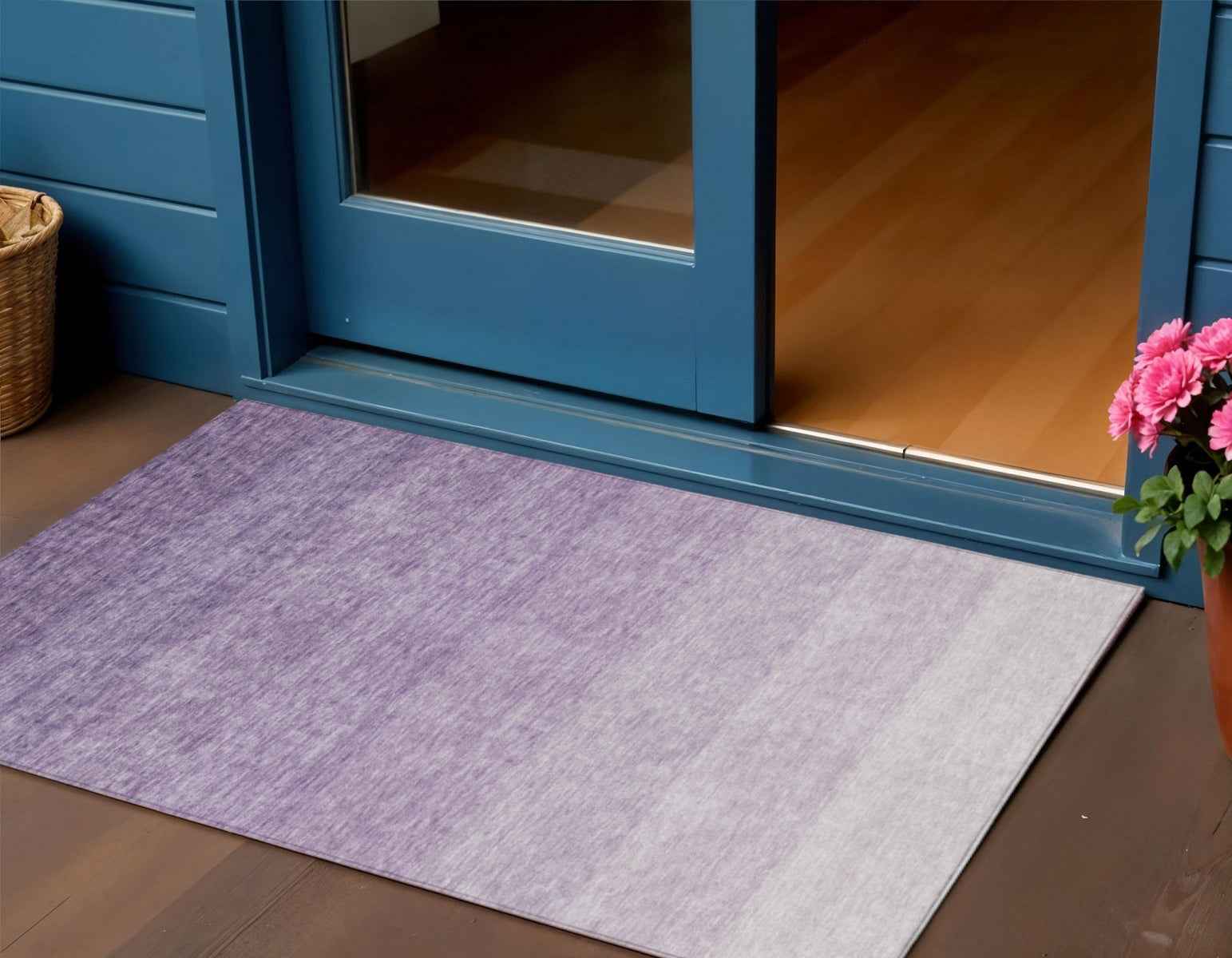 3' X 5' Purple And Lavender Ombre Washable Indoor Outdoor Area Rug