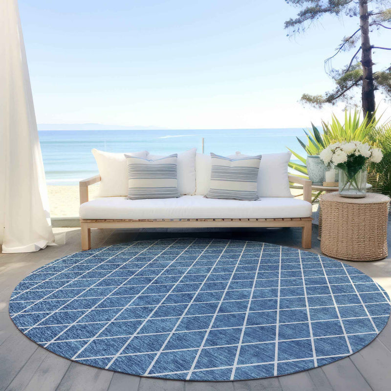 8' Denim Blue And Ivory Round Geometric Washable Indoor Outdoor Area Rug