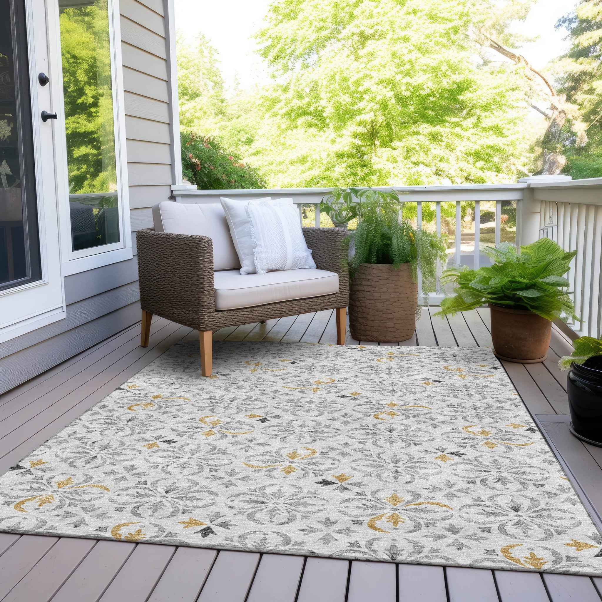 3' X 5' Silver Gray And Gold Floral Washable Indoor Outdoor Area Rug