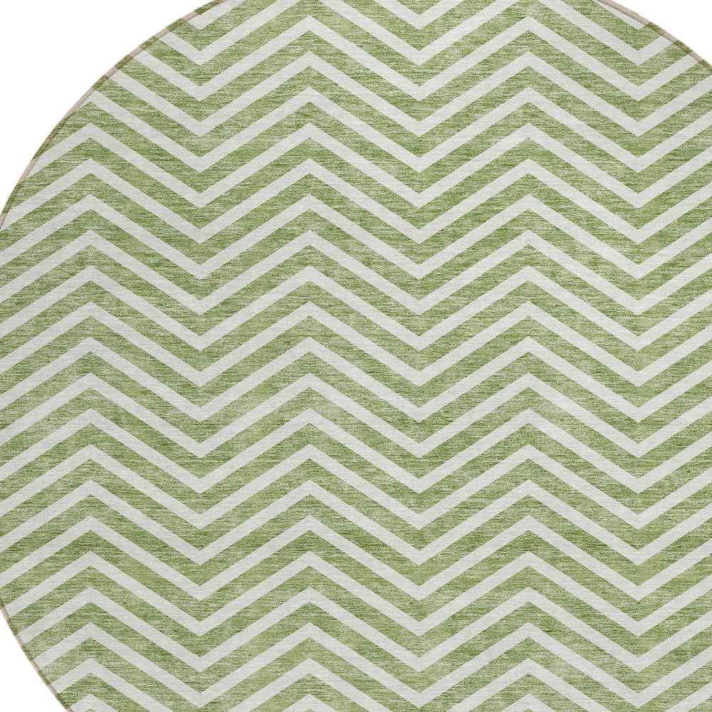 8' Green And Ivory Round Chevron Washable Indoor Outdoor Area Rug