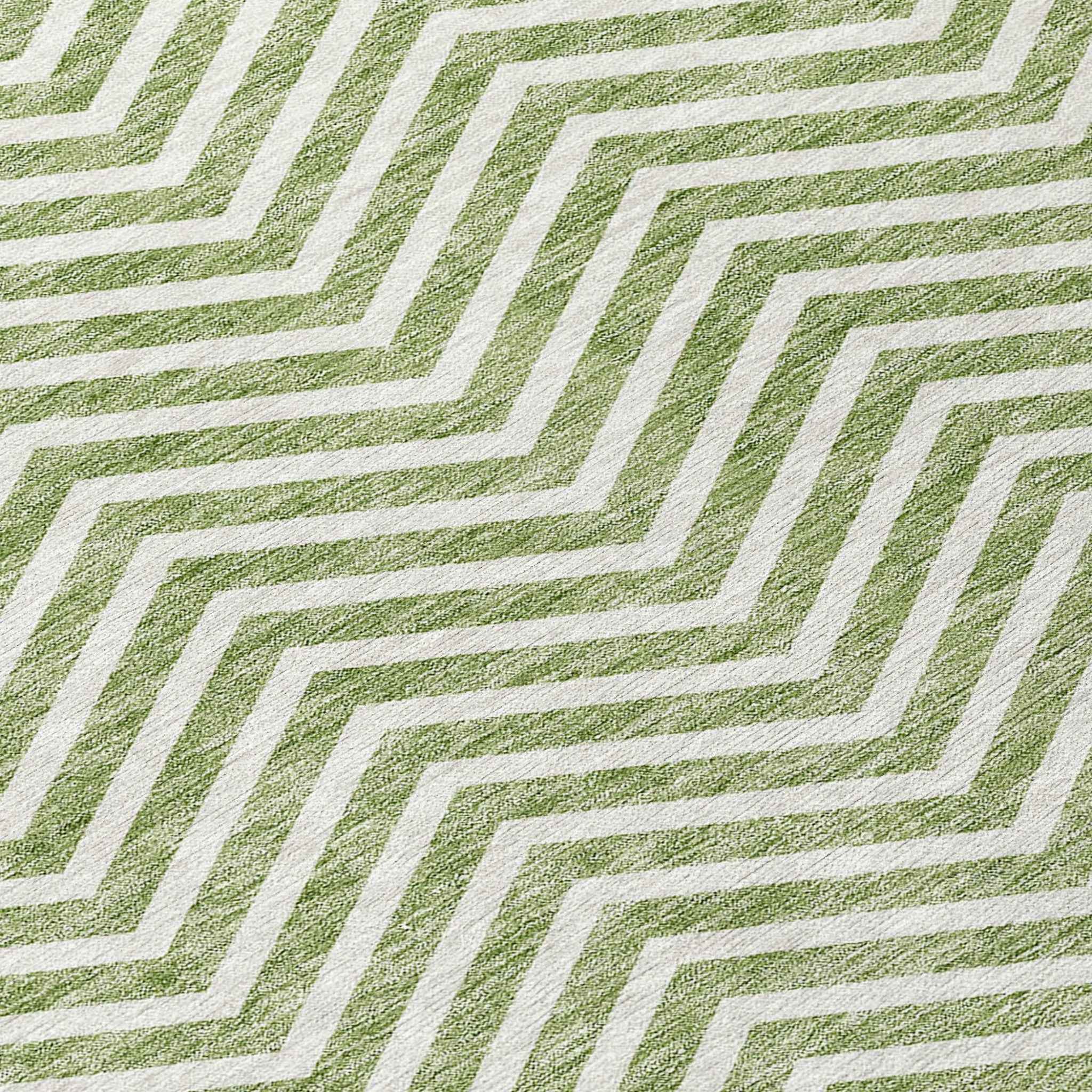 8' Green And Ivory Round Chevron Washable Indoor Outdoor Area Rug