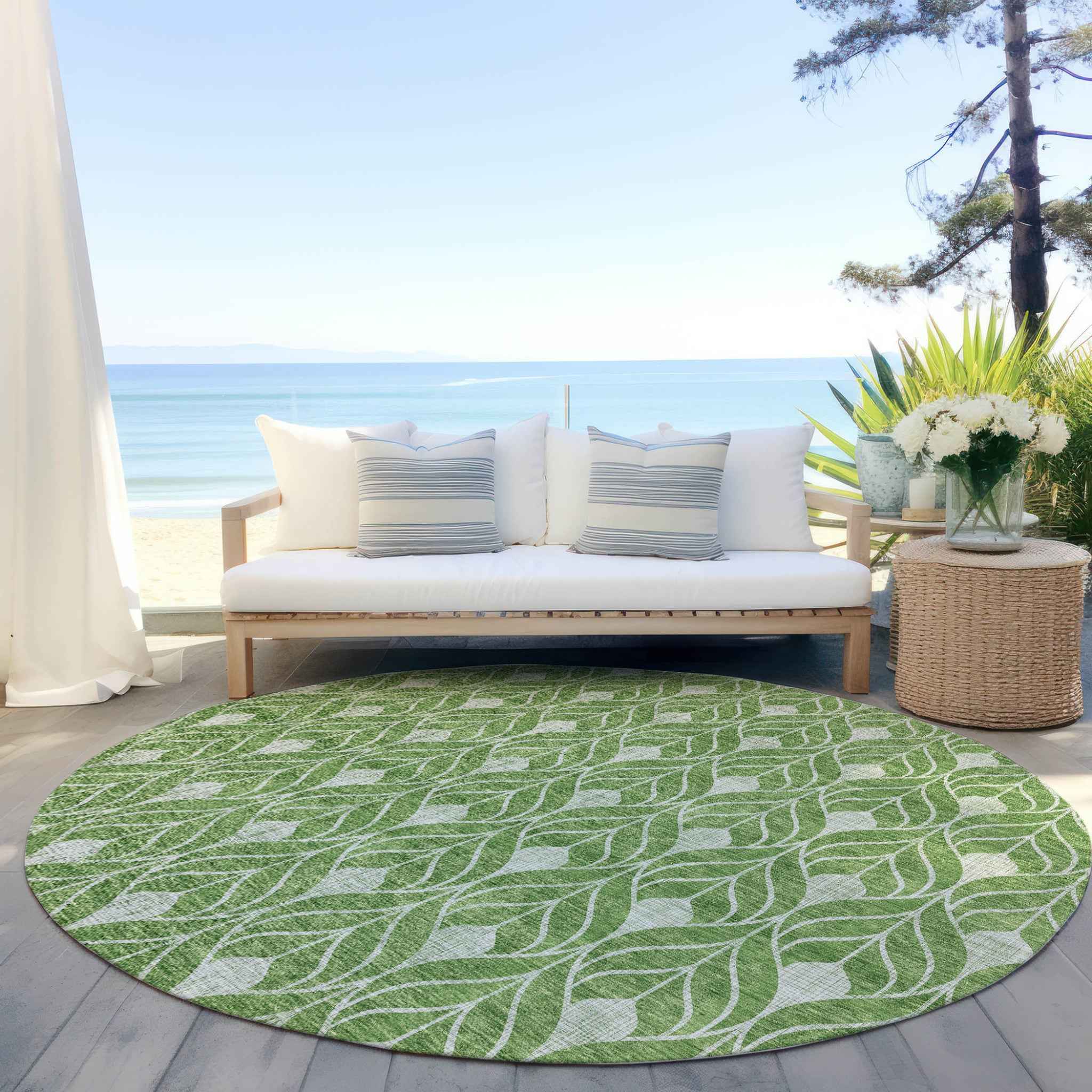 8' Green And Light Green Round Geometric Washable Indoor Outdoor Area Rug