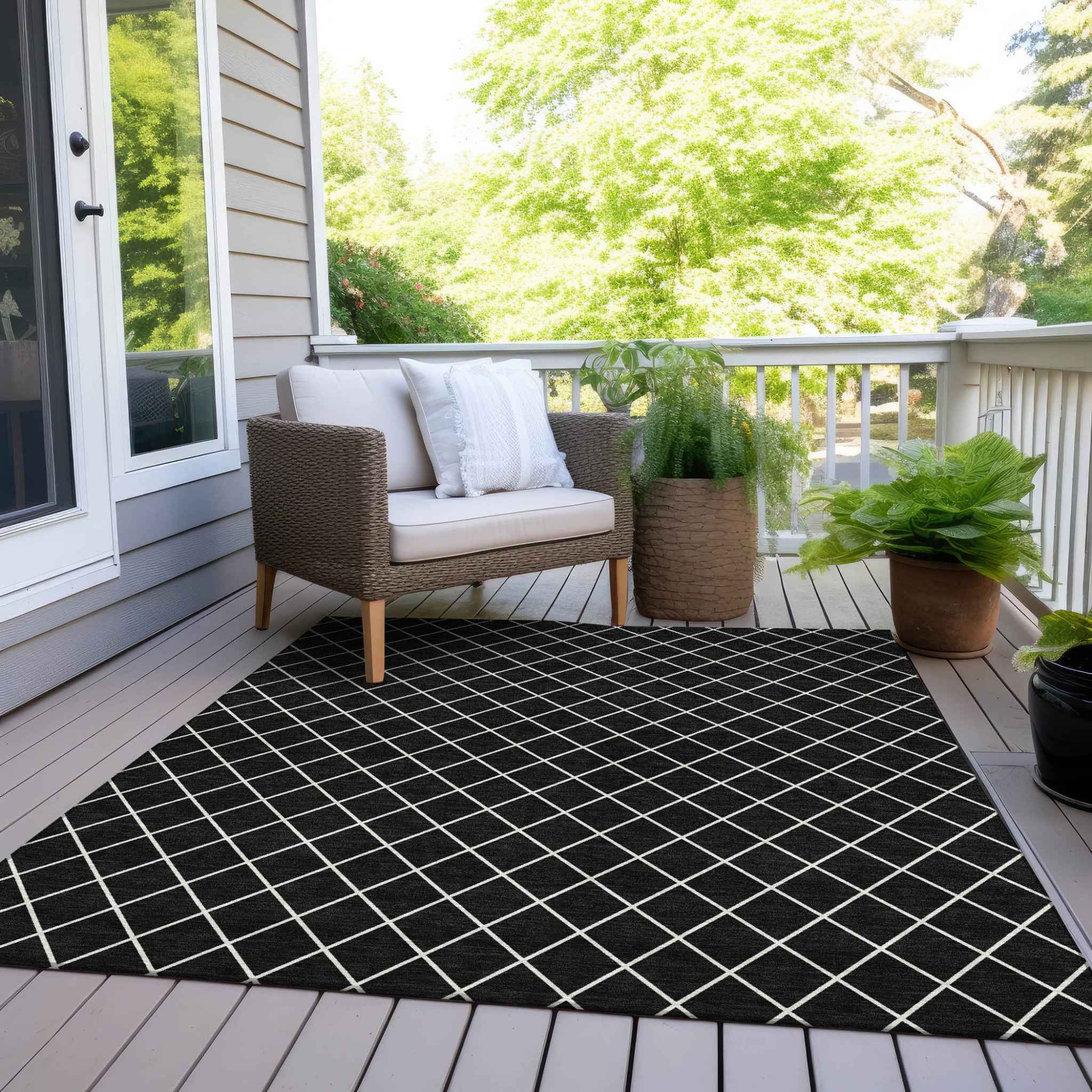 9' X 12' Black And Ivory Geometric Washable Indoor Outdoor Area Rug
