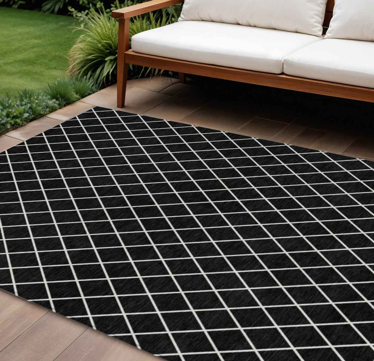 8' X 10' Black And Ivory Geometric Washable Indoor Outdoor Area Rug
