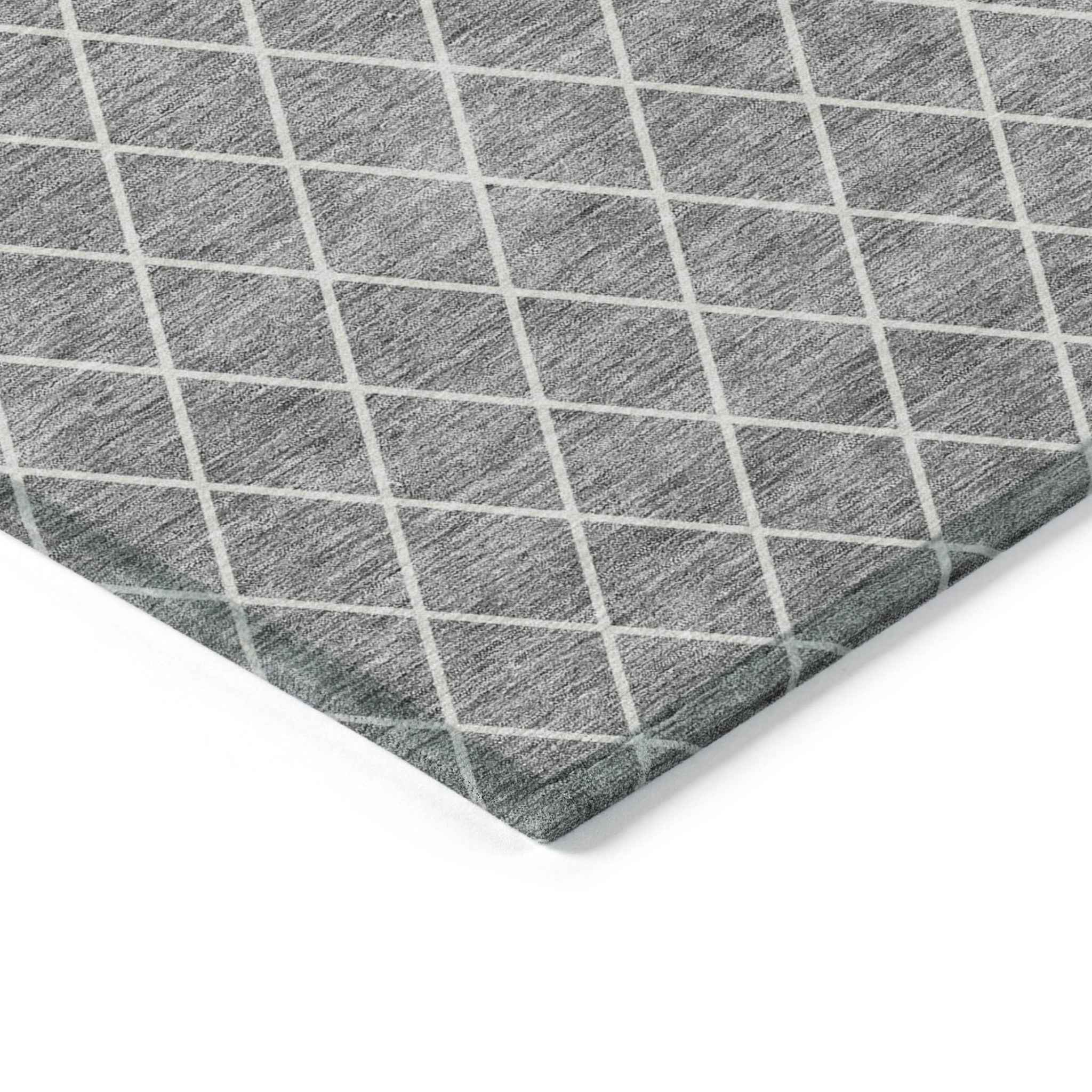 3' X 5' Gray And Ivory Geometric Washable Indoor Outdoor Area Rug