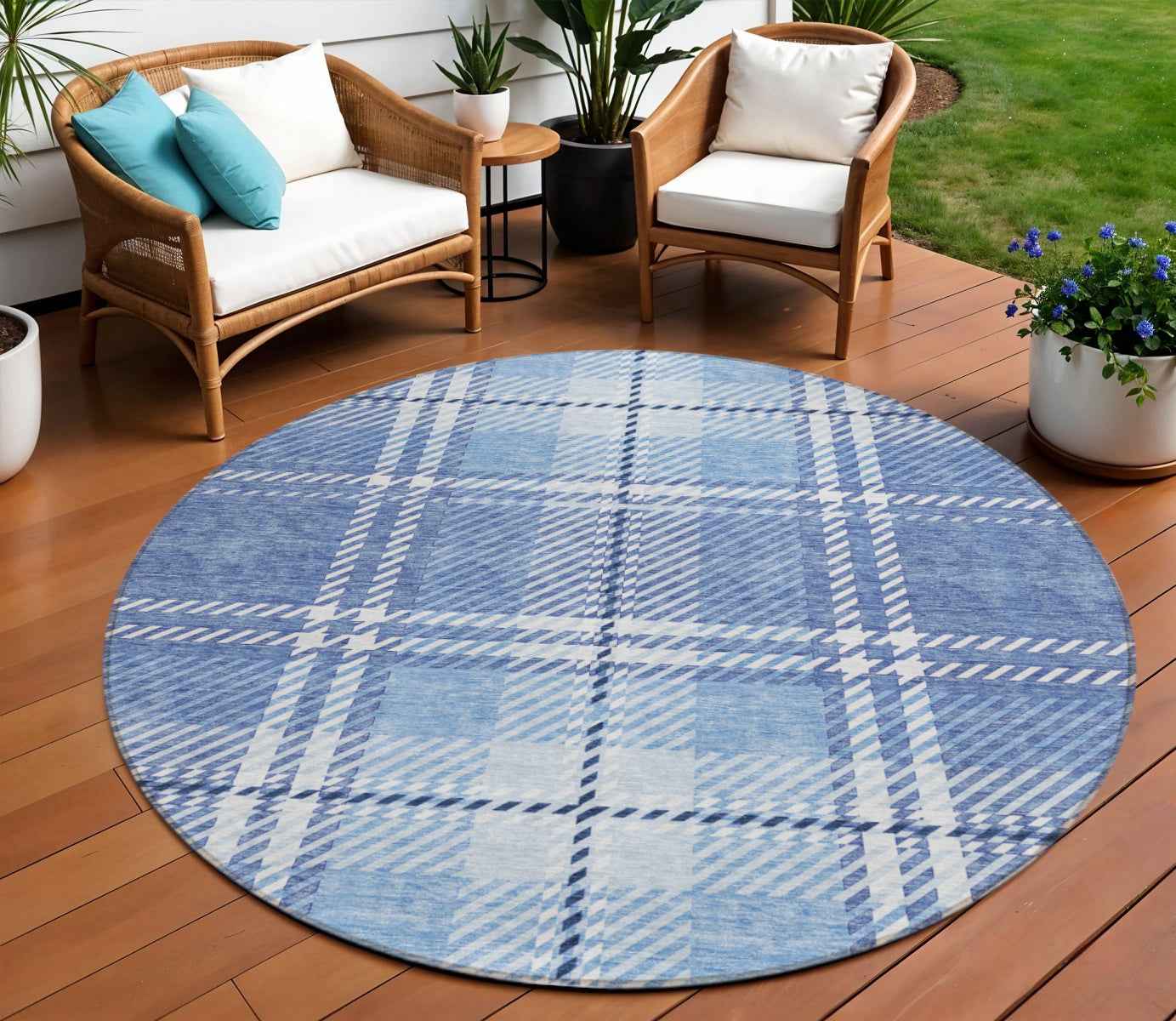 8' Denim Blue And Ivory Round Plaid Washable Indoor Outdoor Area Rug