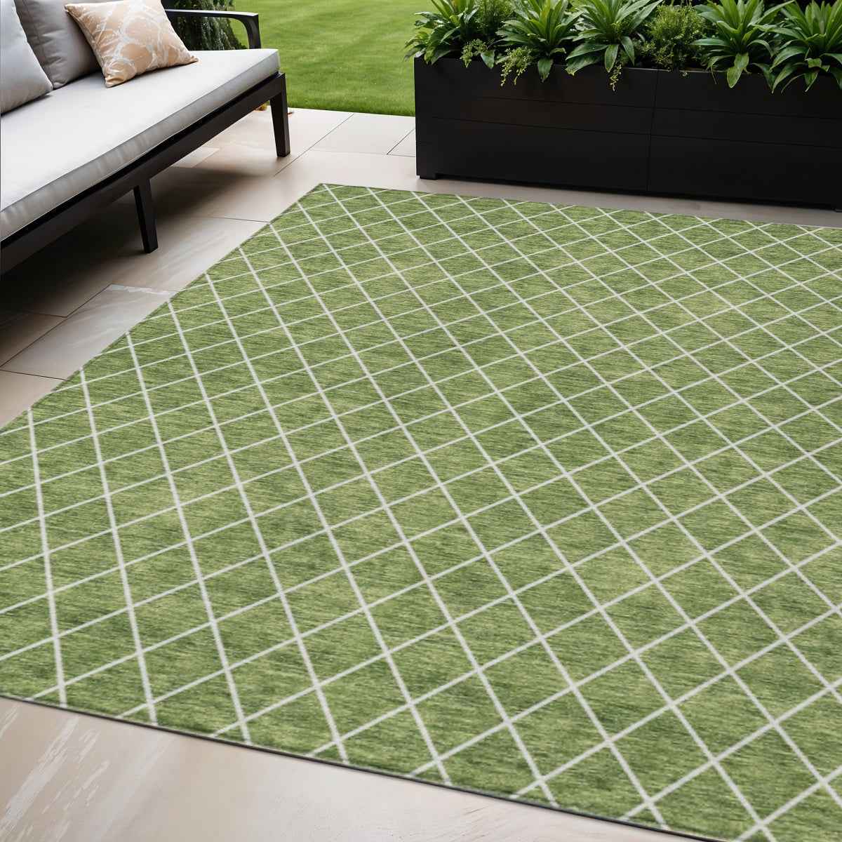 5' X 8' Green And Ivory Geometric Washable Indoor Outdoor Area Rug