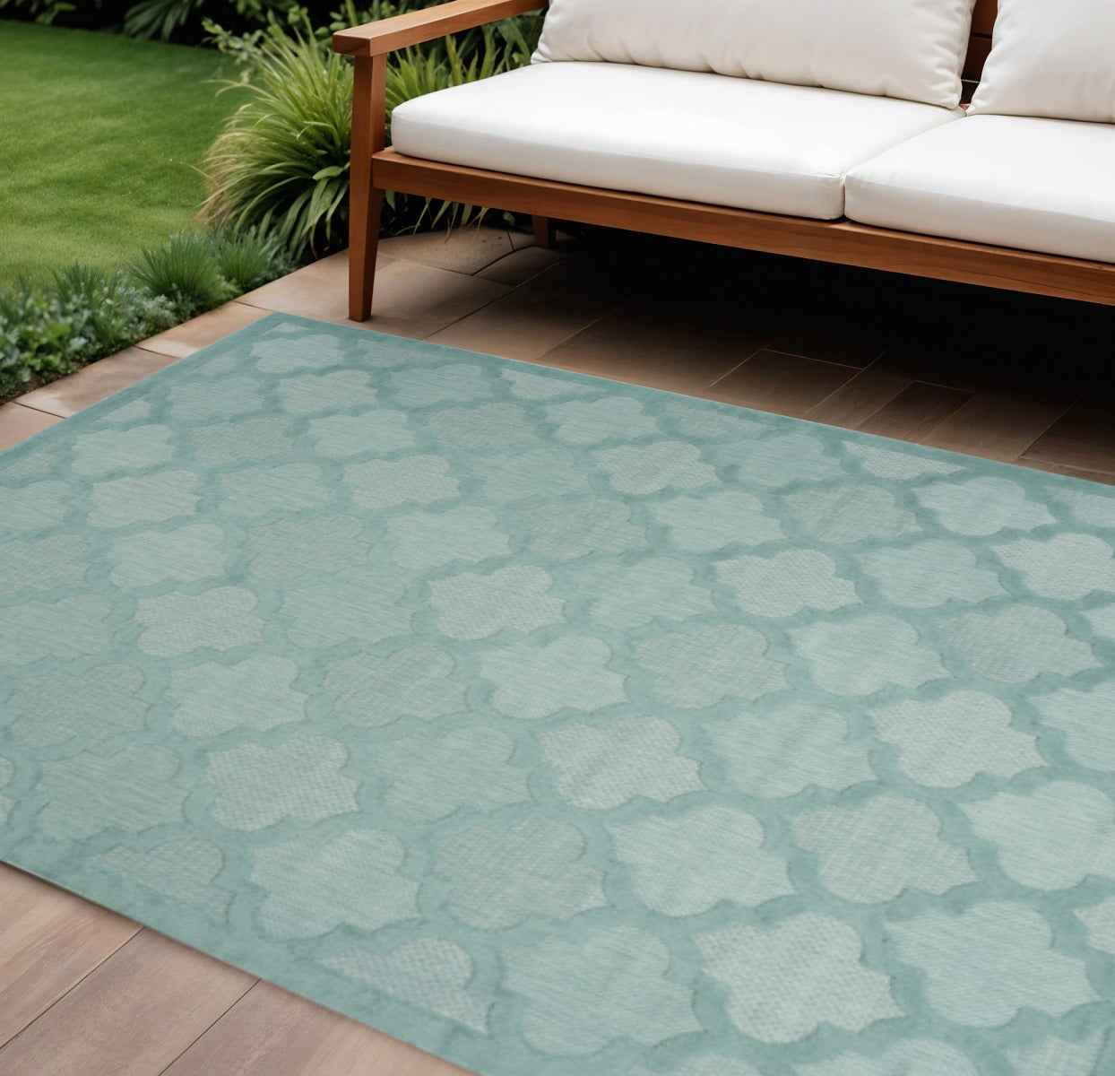 7' X 10' Aqua Indoor Outdoor Area Rug