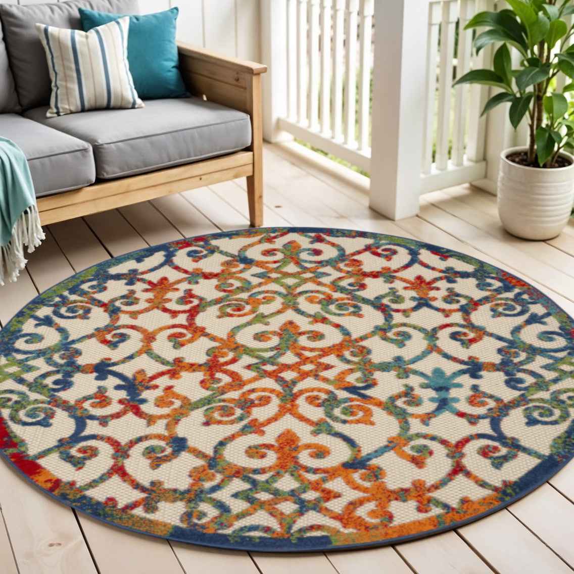 5' Ivory And Blue Round Indoor Outdoor Area Rug