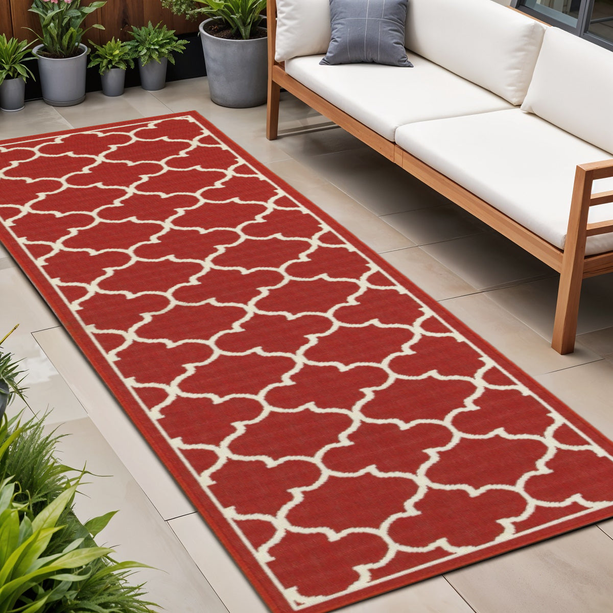 8' Red And Ivory Indoor Outdoor Runner Rug - Outdoor