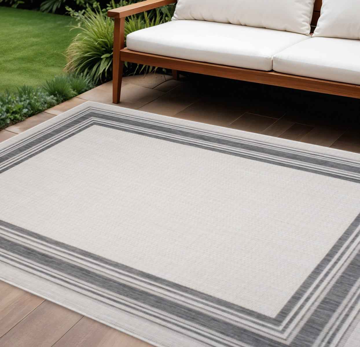 8' X 10' Gray Indoor Outdoor Area Rug