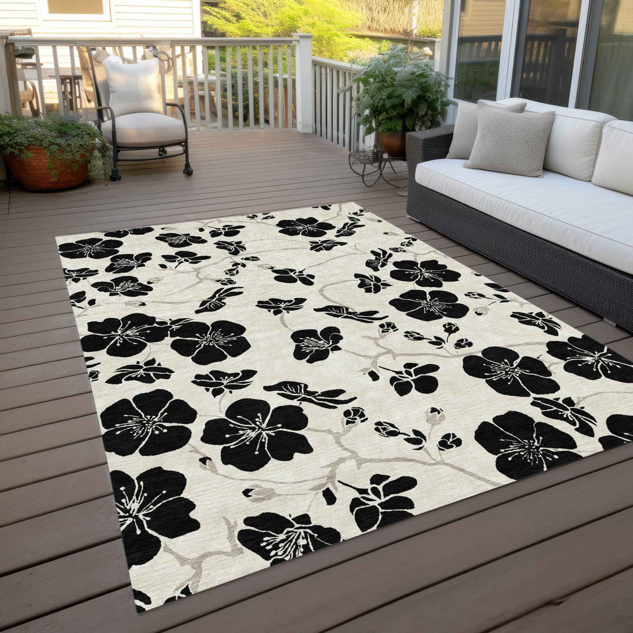 9' X 12' Ivory And Black Floral Washable Indoor Outdoor Area Rug