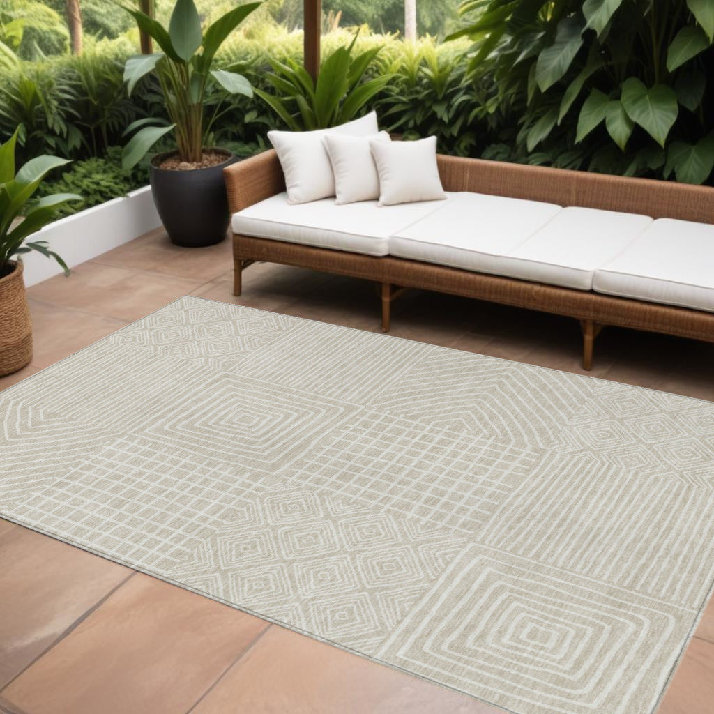 10' X 14' Beige And Ivory Geometric Washable Indoor Outdoor Area Rug - Outdoor