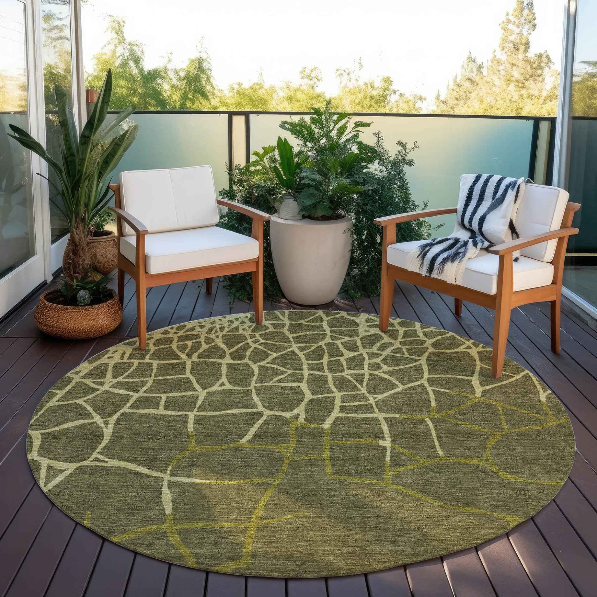 8' Olive Green And Dark Green Round Abstract Washable Indoor Outdoor Area Rug