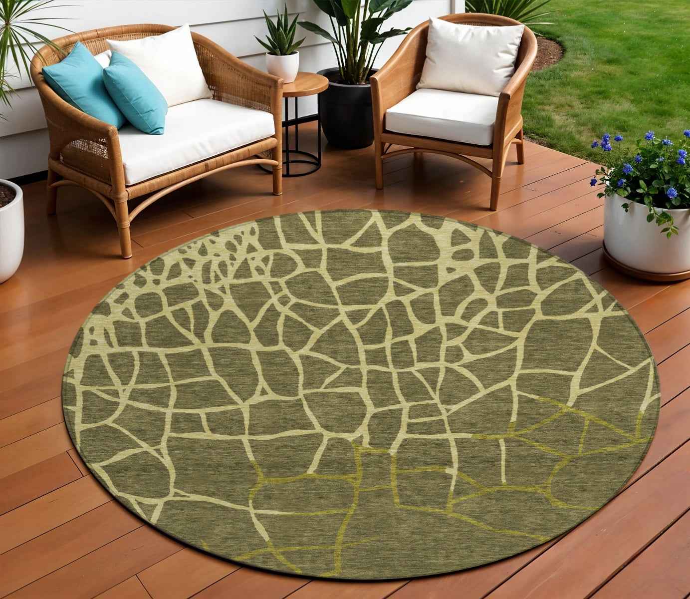8' Olive Green And Dark Green Round Abstract Washable Indoor Outdoor Area Rug